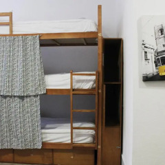 Royal Prince Hostel Кровать в общем номере фото 3