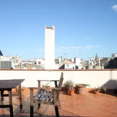 Отель Apartamentos Gótico Las Ramblas фото 2