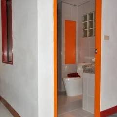 Отель Baan Phil Guesthouse ванная фото 2