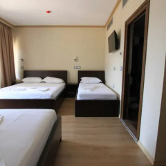 Hotel Panorama Kruje 3* Стандартный семейный номер с двуспальной кроватью фото 8