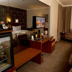 Armis Hotel развлечения