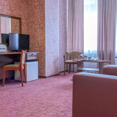 Гостиница «Август» 3* Апартаменты с разными типами кроватей фото 4