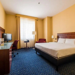 Отель Courtyard by Marriott Warsaw Airport 4* Номер Делюкс с различными типами кроватей фото 4