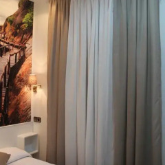Отель Hostal Comercial Стандартный номер с двуспальной кроватью фото 20