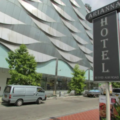 Arianna Hotel парковка