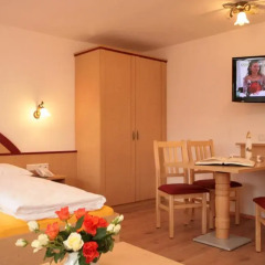 Отель Aparthotel Waidmannsheil 4* Апартаменты разные типы кроватей фото 5