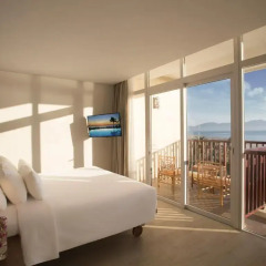 Отель Centara Sandy Beach Resort Danang 4* Бунгало с различными типами кроватей фото 6