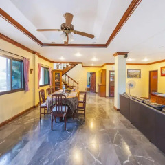 Отель Yellow Villa With Pool In Rawai интерьер отеля