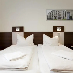 DJH City Hostel комната для гостей фото 2