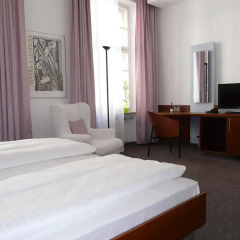 Отель Carlton Astoria Германия, Мюнхен - 2 отзыва об отеле, цены и фото номеров - забронировать отель Carlton Astoria онлайн комната для гостей