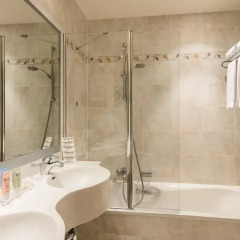 Aragon Hotel 4* Номер категории Эконом с различными типами кроватей