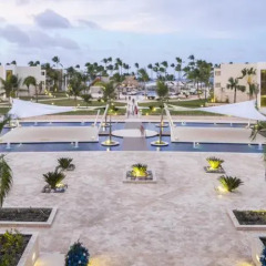 Отель Royalton Punta Cana - All Inclusive парковка