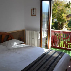 Отель Citotel L'Echo Des Montagnes Армой балкон