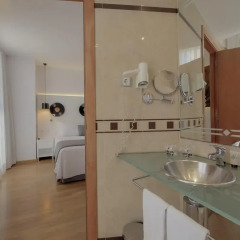 Отель Evenia Rocafort 3* Номер с различными типами кроватей фото 12