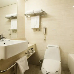 Отель Ramada Seoul 4* Улучшенный номер с различными типами кроватей фото 2