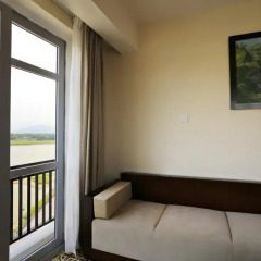Royal Riverside Hoi An Hotel 4* Номер Делюкс с различными типами кроватей фото 2