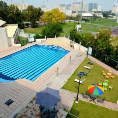 Dubai Youth Hostel бассейн фото 3