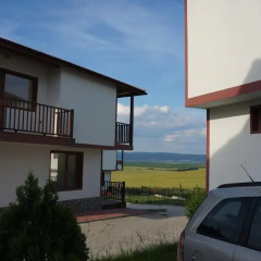 Отель Aleksandrovo Holiday Home Болгария, Равда - отзывы, цены и фото номеров - забронировать отель Aleksandrovo Holiday Home онлайн парковка