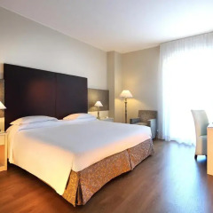 National Hotel 4* Номер Делюкс двуспальная кровать фото 5