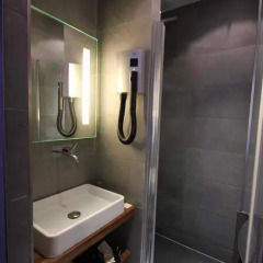 Hotel Lumieres Montmartre 3* Стандартный номер с различными типами кроватей фото 6