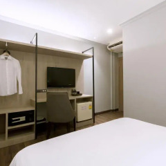 Отель Maxim'S Inn 3* Стандартный номер фото 3