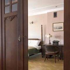 Отель PixelHome Kamienica Pisarzy Улучшенные апартаменты с различными типами кроватей фото 31