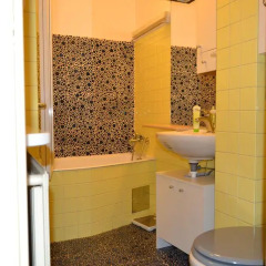 Апартаменты Goldfisch Apartment Vienna Opera House Апартаменты с различными типами кроватей фото 3