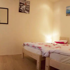 Отель Garden House 2* Стандартный номер с 2 отдельными кроватями (общая ванная комната) фото 3