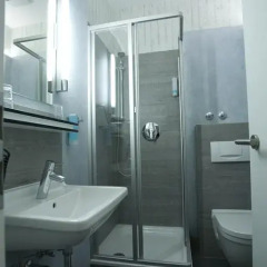 Hotel Cristall 3* Номер Комфорт с различными типами кроватей фото 13