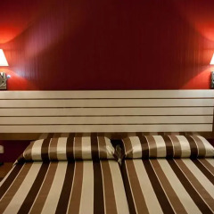 Отель Hostal Bcn 46 Стандартный номер с двуспальной кроватью (общая ванная комната) фото 2