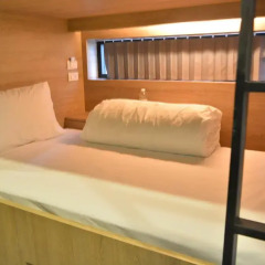 Rezt Bangkok - Hostel Кровать в общем номере фото 10