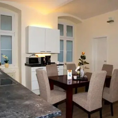 Upper Room Hotel Kurfürstendamm 3* Улучшенные апартаменты с различными типами кроватей фото 5