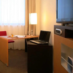 Отель Novotel München Airport 3* Стандартный номер разные типы кроватей фото 16