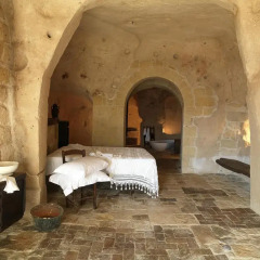 Отель Sextantio Le Grotte Della Civita 4* Улучшенный номер
