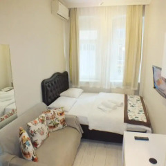 Отель Taksim 9 Suites Номер категории Эконом с различными типами кроватей фото 5
