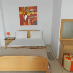 Отель Mare Bed & Breakfast Himara комната для гостей