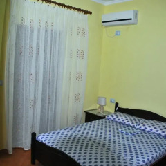 Отель Albanian Happines Guesthouse комната для гостей фото 2