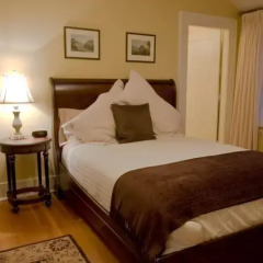 Отель Haddon House Bed & Breakfast Канада, Бурнаби - отзывы, цены и фото номеров - забронировать отель Haddon House Bed & Breakfast онлайн комната для гостей фото 5