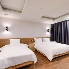Hotel M 3* Номер Делюкс