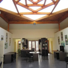 Отель Eco Lodge in the Caucasus Wildlife Refuge Армения, Лусарат - отзывы, цены и фото номеров - забронировать отель Eco Lodge in the Caucasus Wildlife Refuge онлайн интерьер отеля