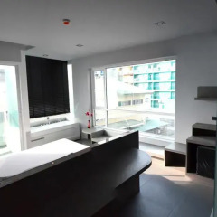 Отель At Patong 4* Номер Делюкс фото 17