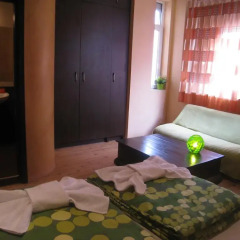 Elegance Hostel and Guesthouse Улучшенный номер с различными типами кроватей фото 3