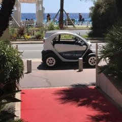 Отель Hôtel Vacances Bleues Le Royal Франция, Ницца - 4 отзыва об отеле, цены и фото номеров - забронировать отель Hôtel Vacances Bleues Le Royal онлайн парковка