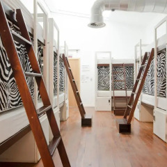 Lisbon Destination Hostel Кровать в общем номере с двухъярусной кроватью фото 2
