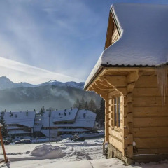 Отель udanypobyt Dom Bright House Косцелиско бассейн