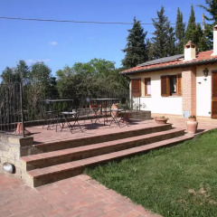 Отель Vigna Lontana Монтескудаио фото 16
