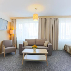 Tartu Hotel 2* Стандартный семейный номер с двуспальной кроватью фото 2