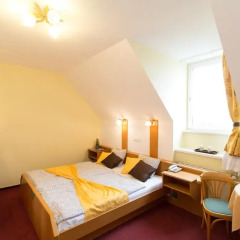 Hotel & Apartments Klimt 3* Стандартный номер с двуспальной кроватью фото 4
