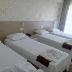 Nicea 2* Кровать в общем номере с двухъярусной кроватью