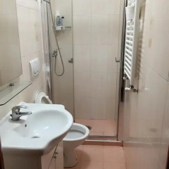 Отель Overseas Guest House Стандартный номер с двуспальной кроватью фото 8